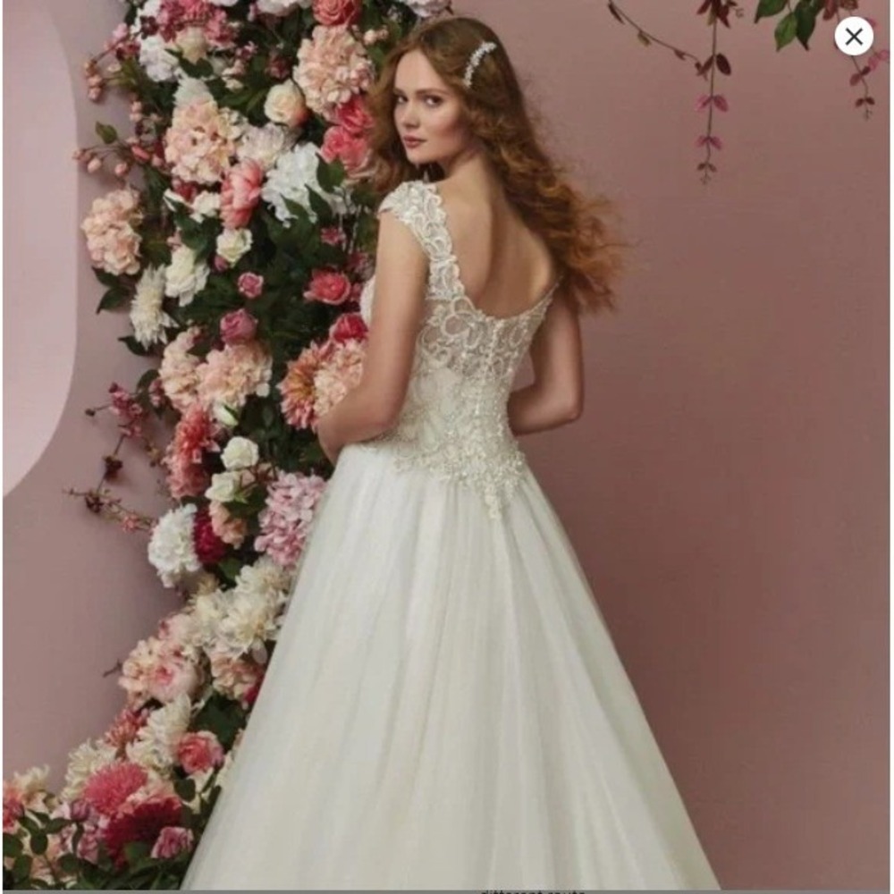Rebecca Ingram Bella Wedding Dress Size 14 Ball Gown Lace Swarovski Crystals NWT